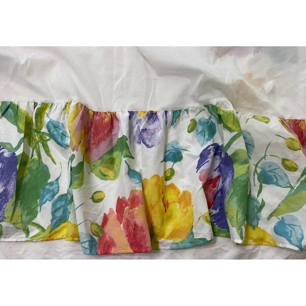 Vtg Twin Bed Skirt Tulips Colorful Floral Shabby Cottage Granny USA Westpoint‎